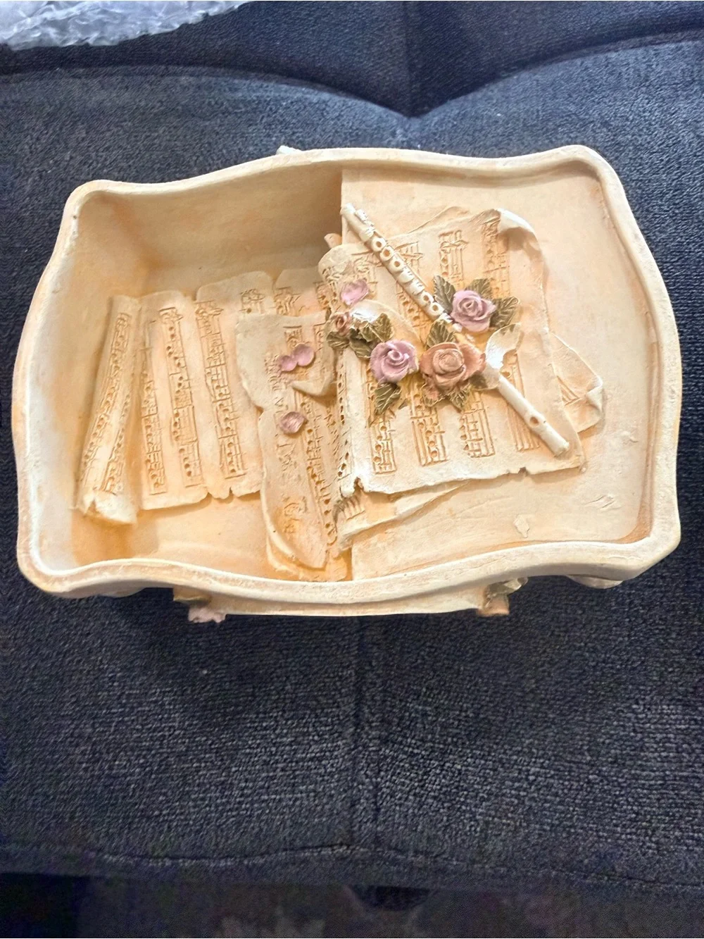 VTG Violin trinket music with Rose Accents